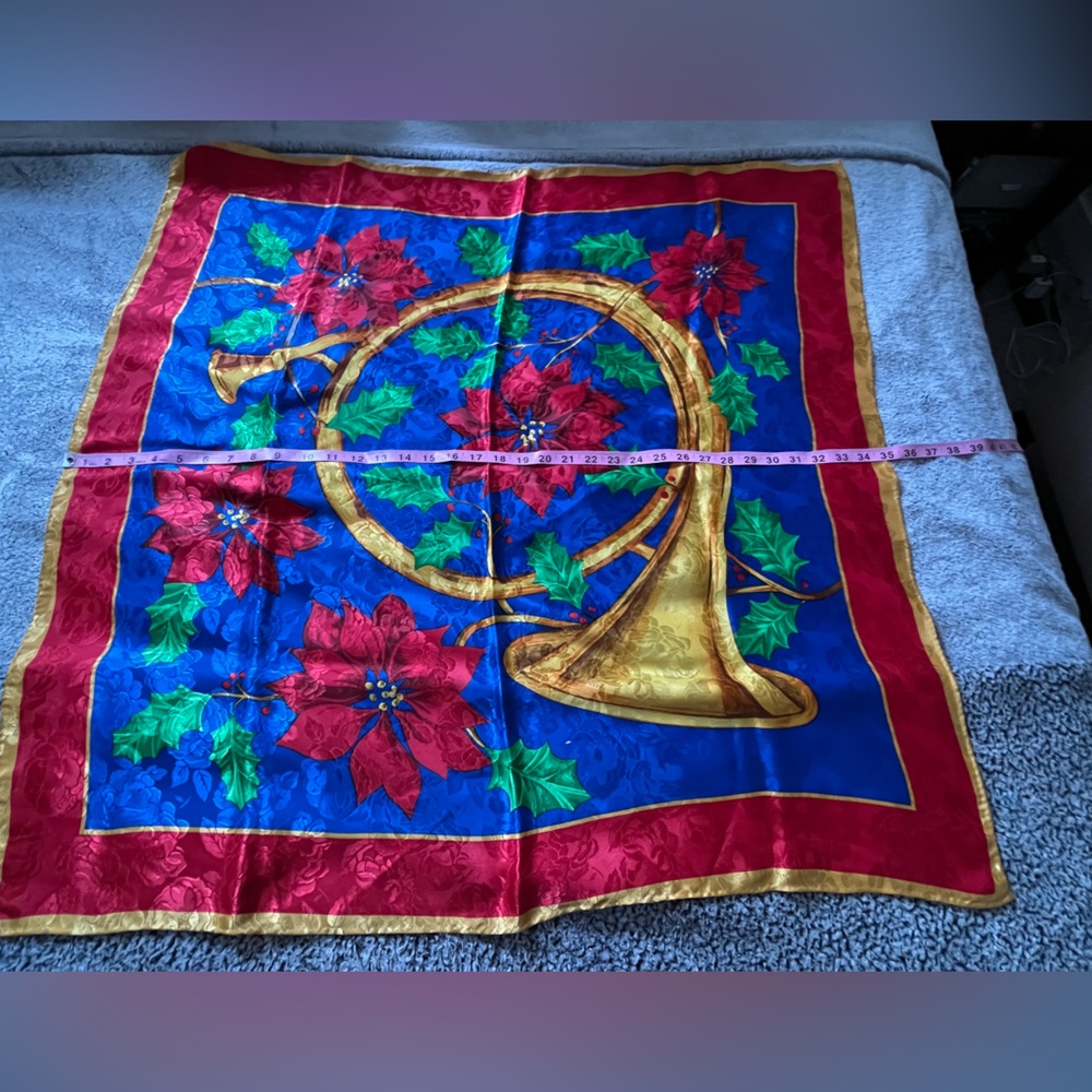 Vintage French Horn Scarf - Picture 2 of 4